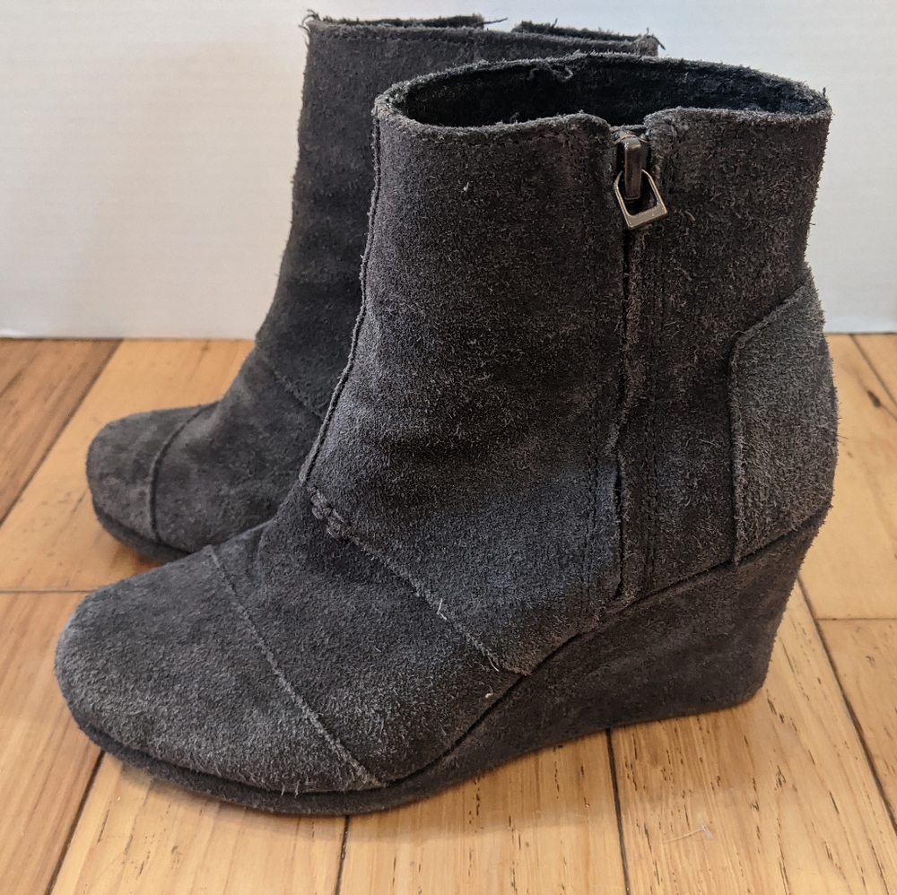 Toms Wedge Boot Grey Size 6